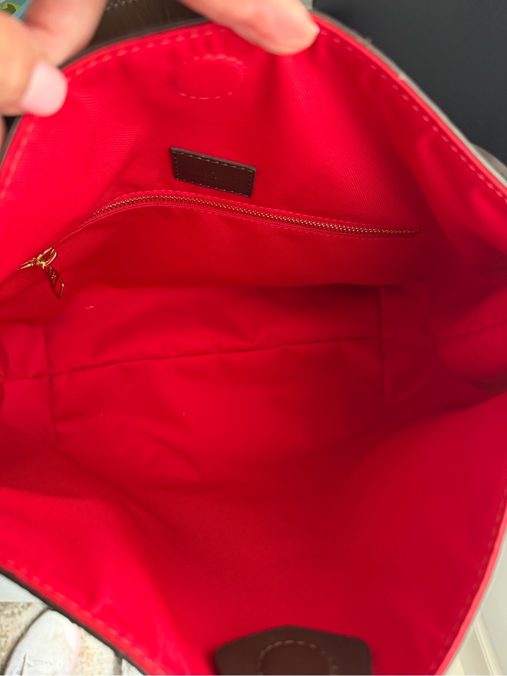Louis Vuitton Graceful PM Brown Damier Shoulder Bag with Red Interior - Picture 9 of 16